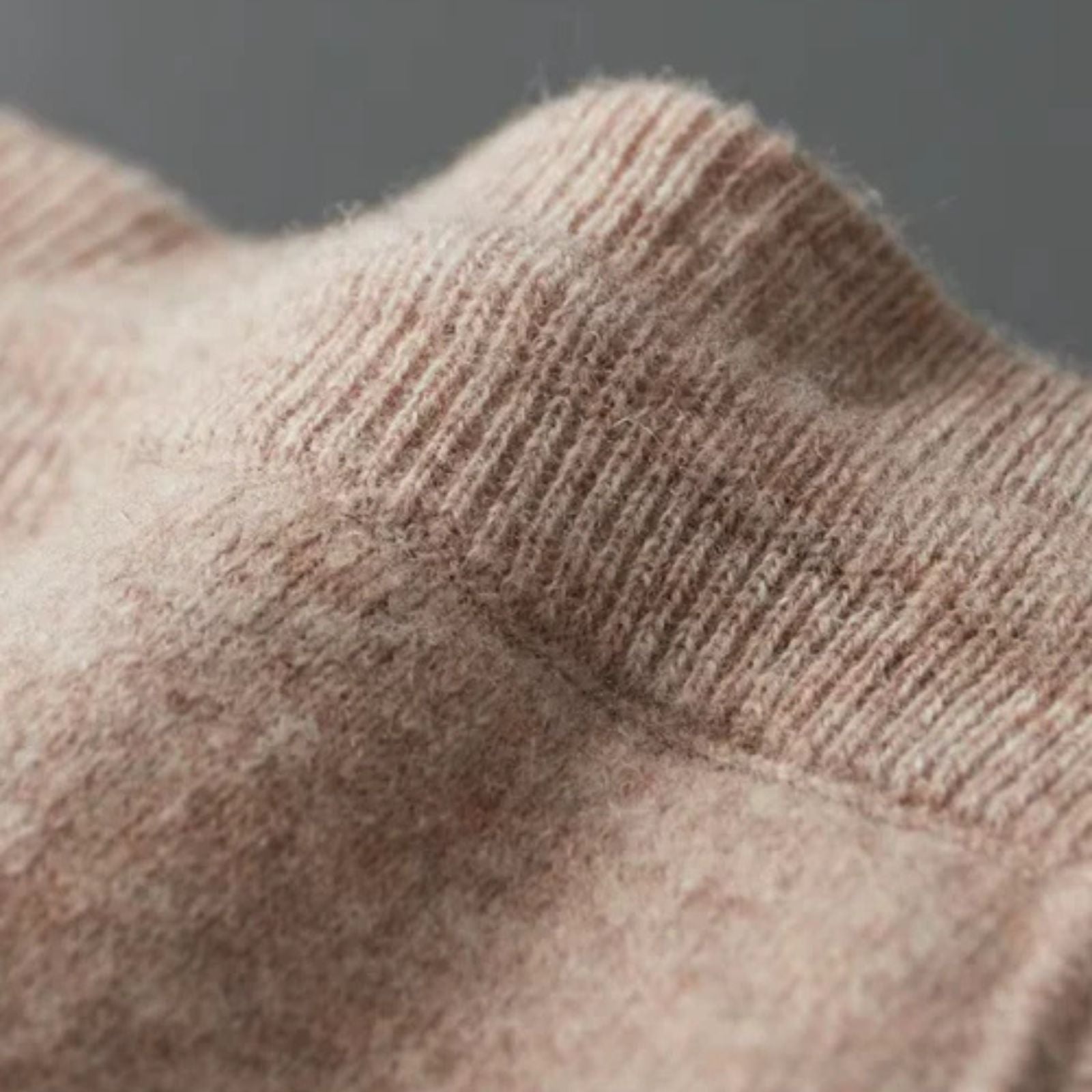 The Geneva Merino Wool Savro Set